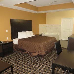 Deluxe King Suite